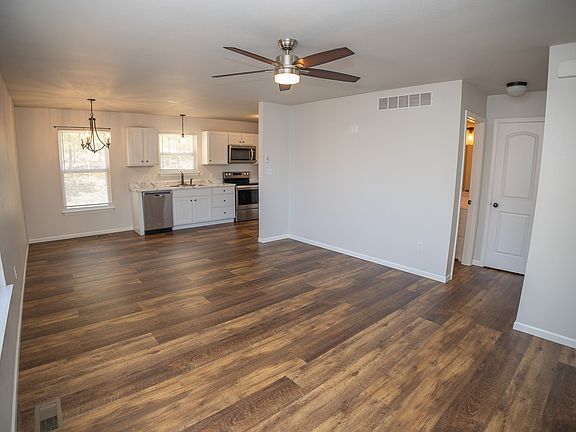 5th image of 5406 Deer Valley Dr #A
