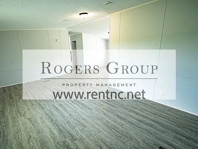 689 Blue Wing Rd — Photo 4