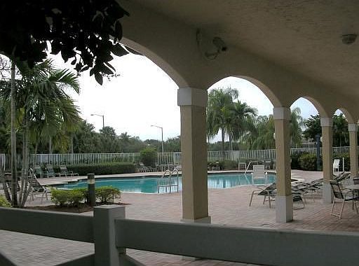 2nd image of 4912 Pelican St