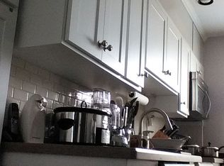 125 Mountain Rd, Jersey City, NJ 07307