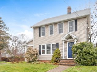 41 Lake St, Hamden, CT 06517