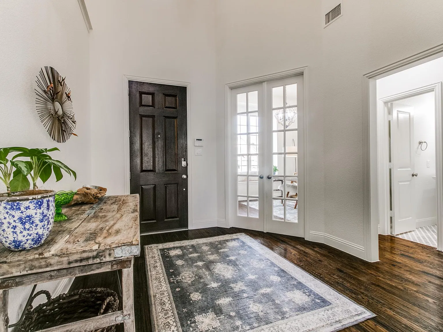 4 bed, 3222 sqft, $7,500 — Photo 3