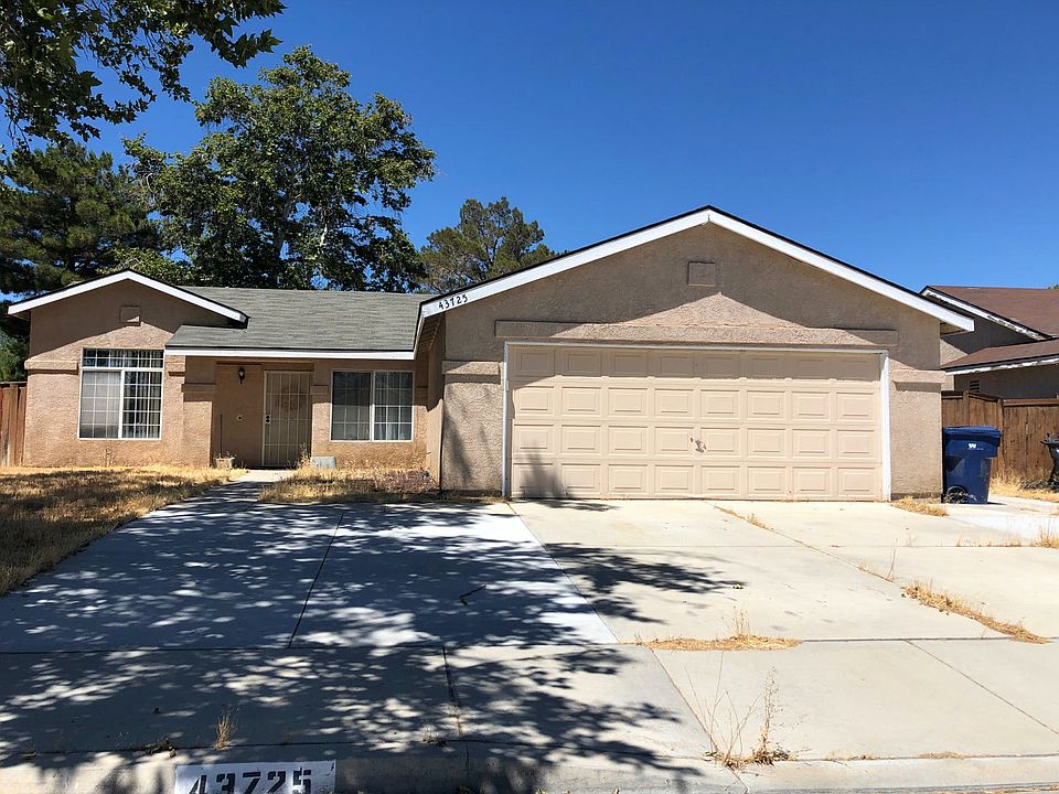 1st image of 43725 Serenity Ct