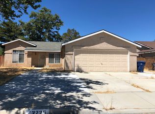 43725 Serenity Ct, Lancaster, CA 93535