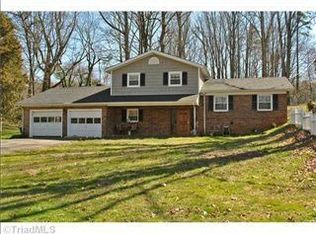 2830 Brookhill Dr, Winston Salem, NC 27127