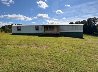 143 Little Macy Ln, Ararat, NC 27007