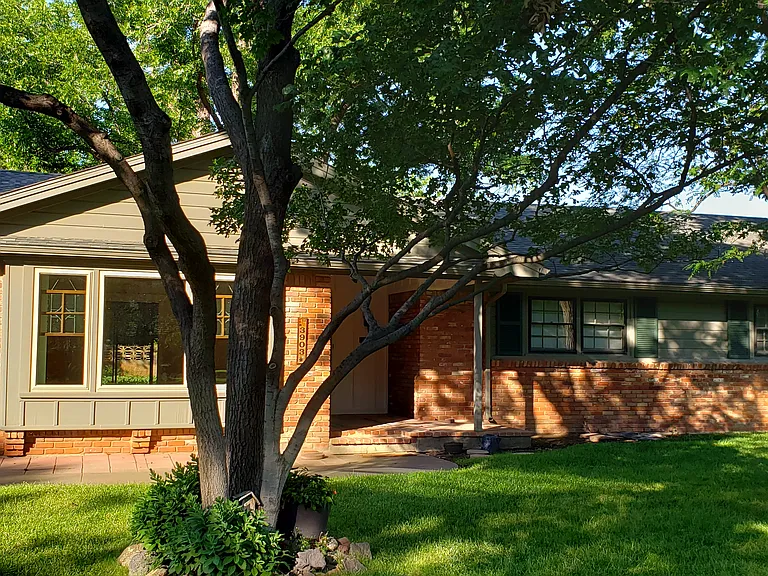 3903 Lynette Dr — Photo 12