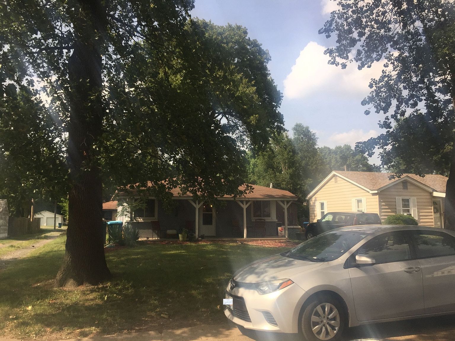 825 Hawthorne Ave, Wood River, IL 62095 Zillow