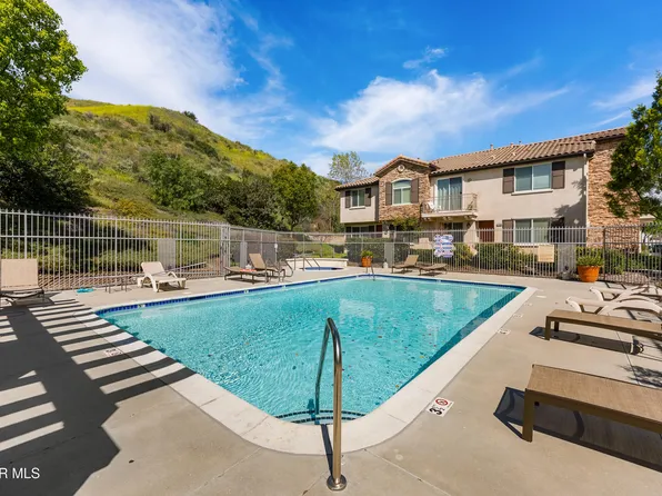 27968 Avalon Dr, Canyon Country, CA 91351