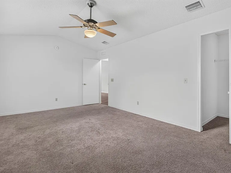 1445 Classic Oak Rd W — Photo 22