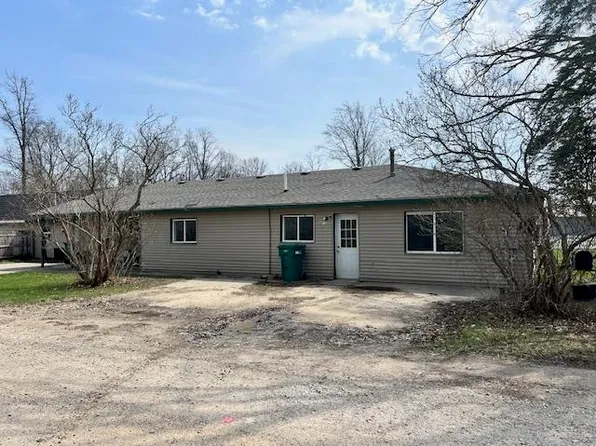 4110 N Clare Ave, Harrison, MI 48625