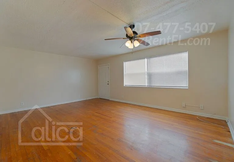 610 6th St #D — Photo 5