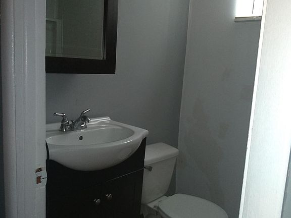 4th image of 218 S 34th St APT A