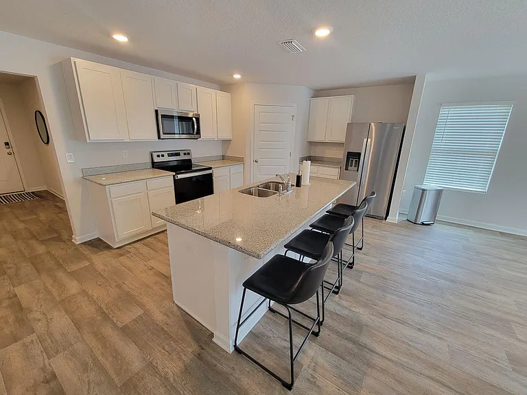 5475 Merlin Way — Photo 9