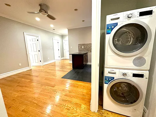 Rented by EXR | media 8