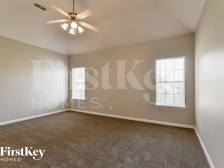 10178 Rathmore Cv — Photo 7