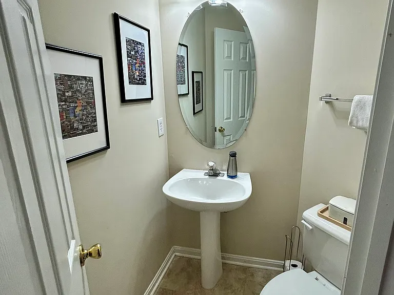 2228 Commissary Cir — Photo 11