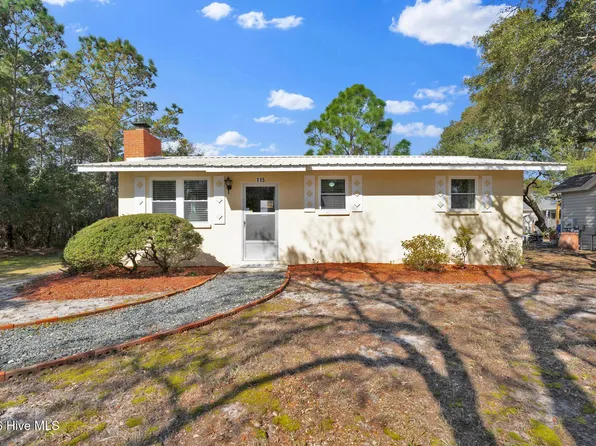 115 NE 14th Street, Oak Island, NC 28465