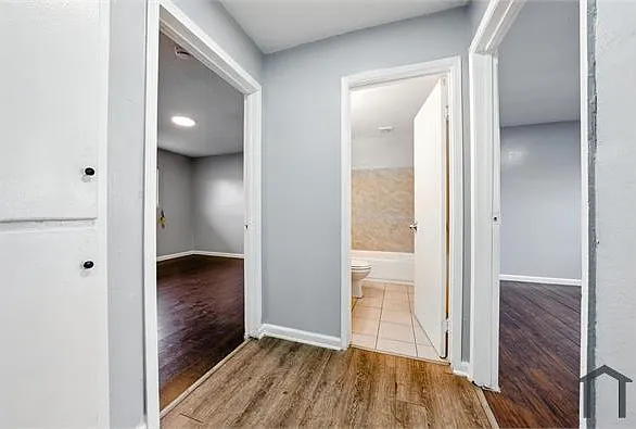 7123 Holly St #D — Photo 15