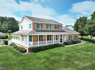 61 Fox Tail Dr, Hanover, PA 17331