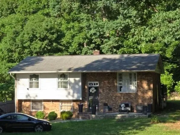 5116 Vickrey Chapel Rd, Greensboro, NC 27407