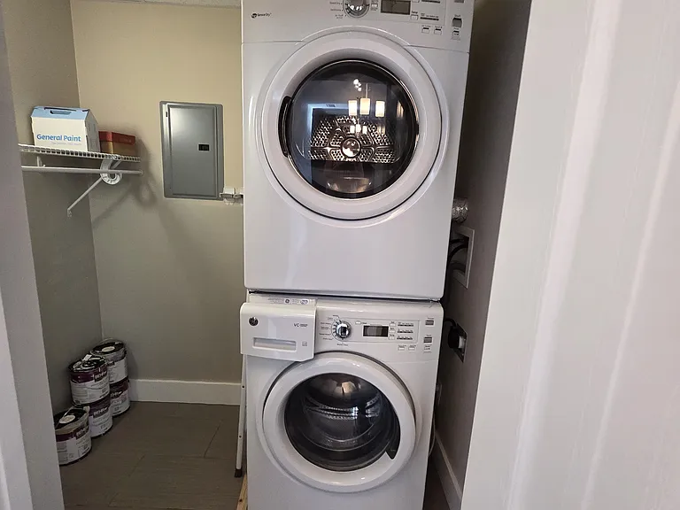 6079 Maynard Way NW — Photo 12