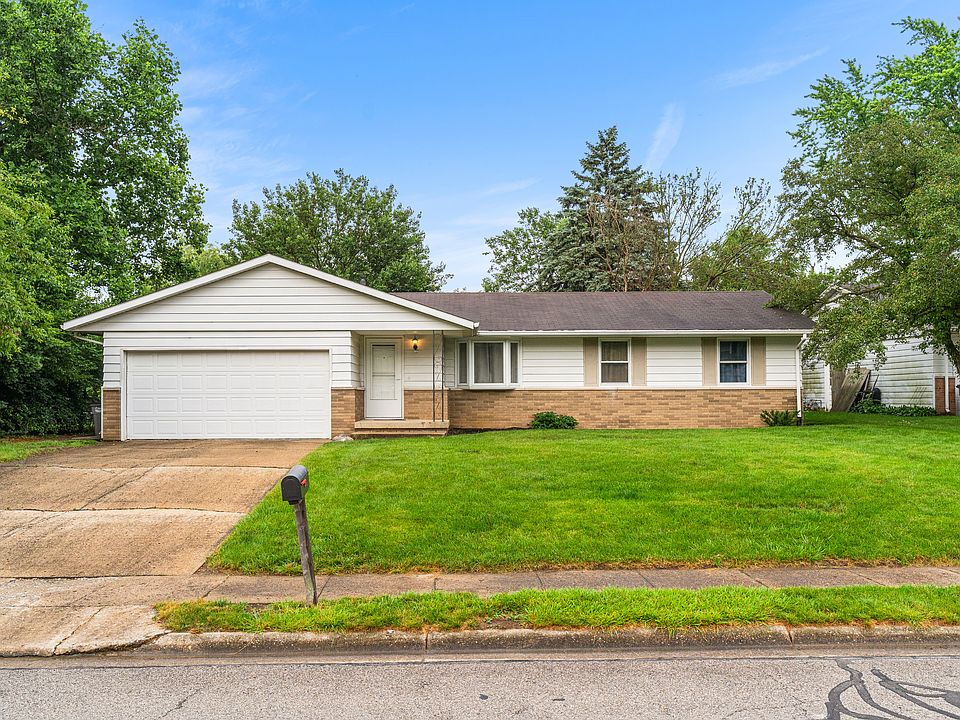1st image of 106 Arbour Ct