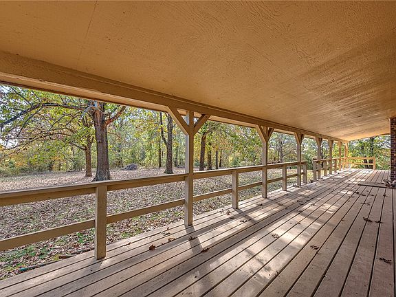 3rd image of 14471 Sunset Dr
