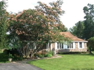 40 Redder Rd, Pine Bush, NY 12566