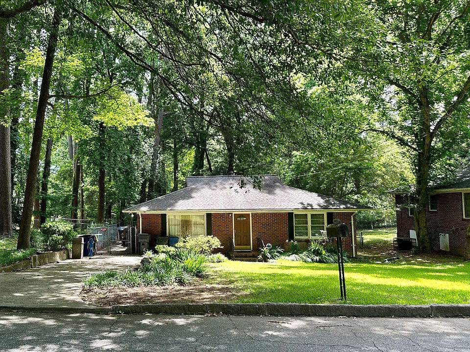 1st image of 2258 Bryant Dr