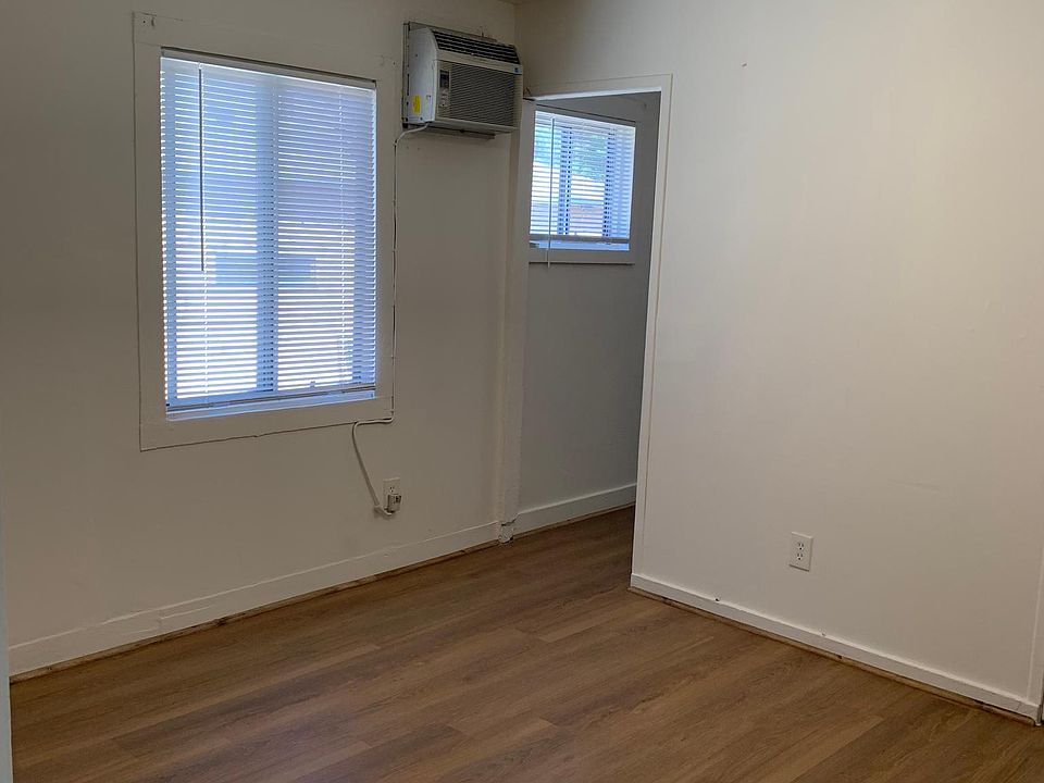 2nd image of 4234 Mercury Ave