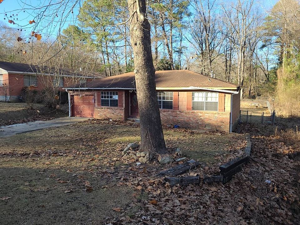 2nd image of 4014 35th St