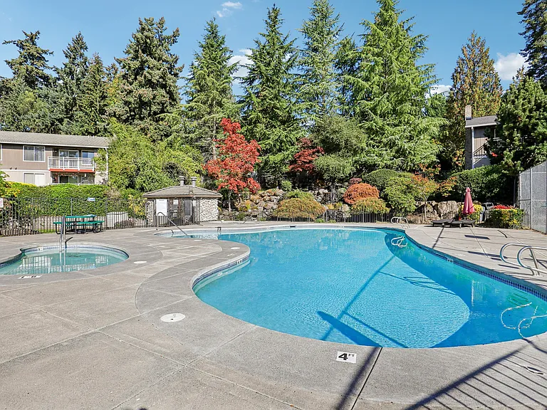Cascade Park Apartments — Photo 25