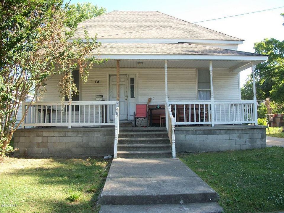 1st image of 18 W Raymond St