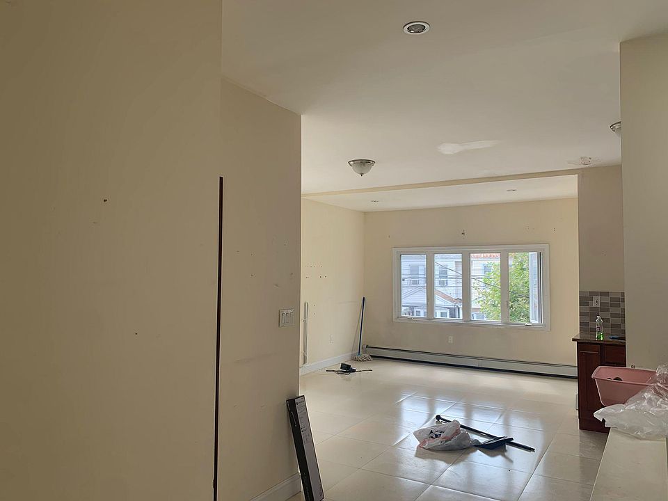 1st image of 90-07 78th St