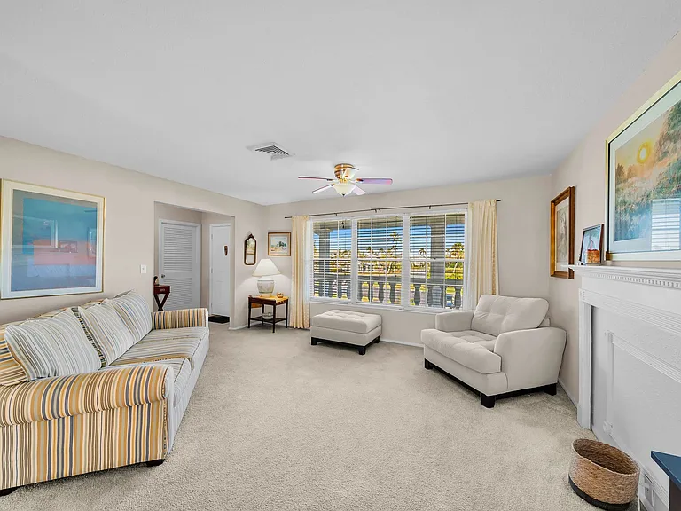 13540 Stratford Place Cir #202 — Photo 17