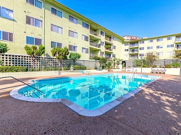 3rd image of 1301 S Atlantic Blvd APT 537