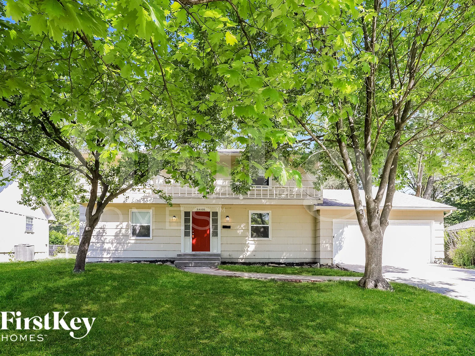 4 bed, 2.5 bath, 2581 sqft, $3,105 — Photo 1
