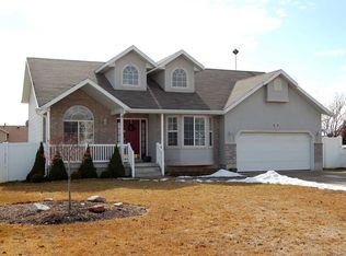 963 W 400 S, Layton, UT 84041