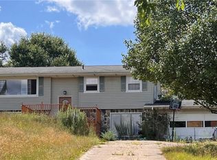 16719 Artistic Dr, East Liverpool, OH