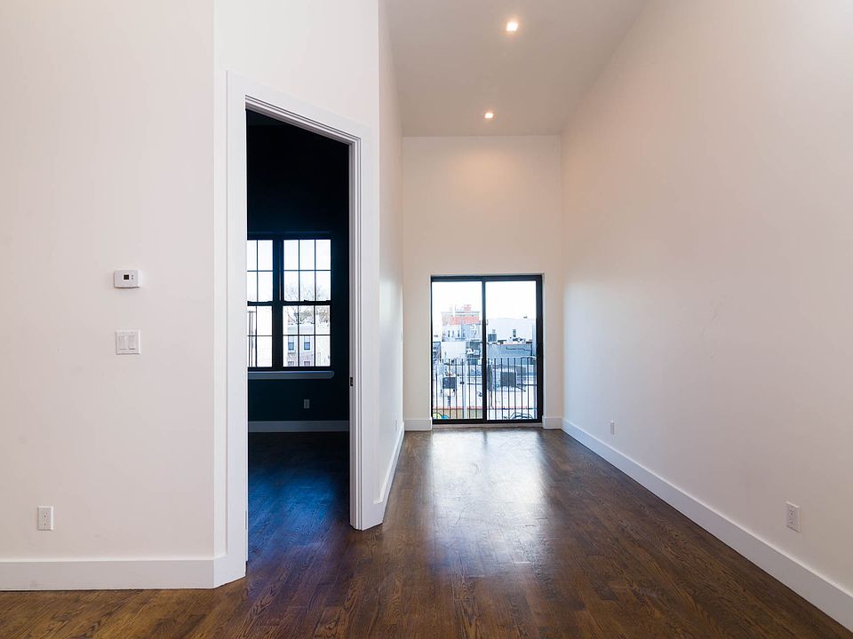 1st image of 287 Harman St #2AL