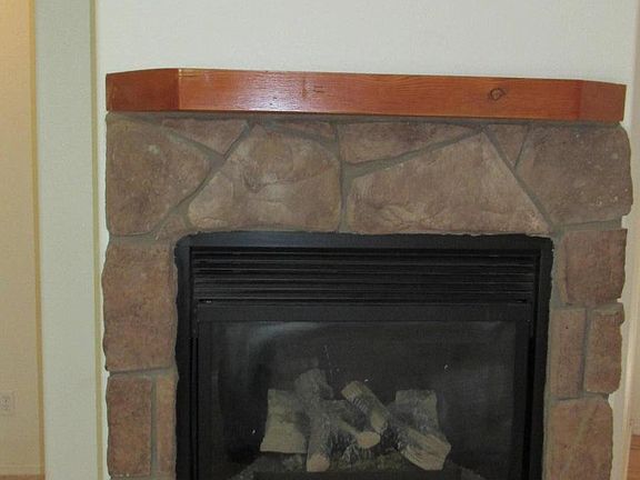 4th image of 612 N Blue Spruce Rd