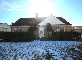 167 Center Ave, Wheeling, IL 60090