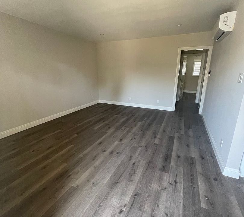 1st image of 2360 Portland St APT 9