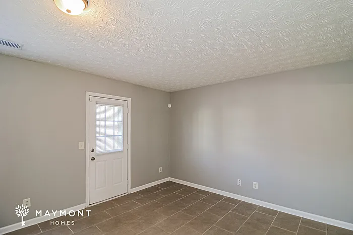 11402 Ashefield Ln — Photo 5