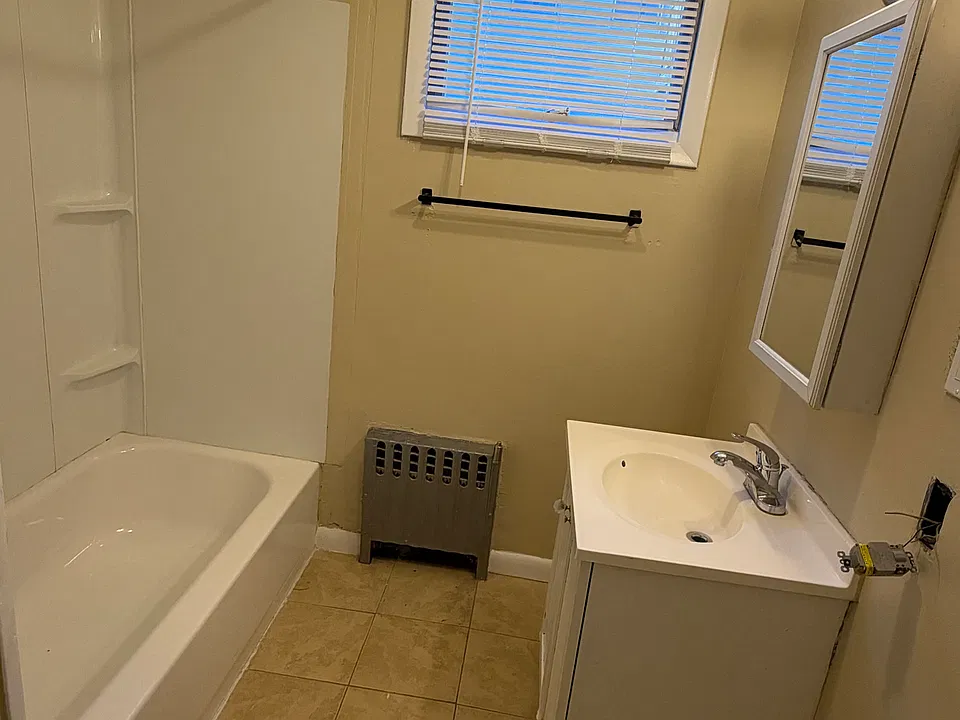 48 Simmons Ave #1&2