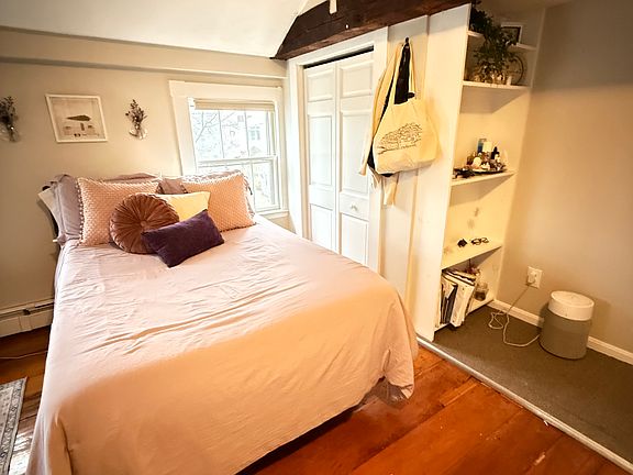 2nd image of 313 Essex St #302