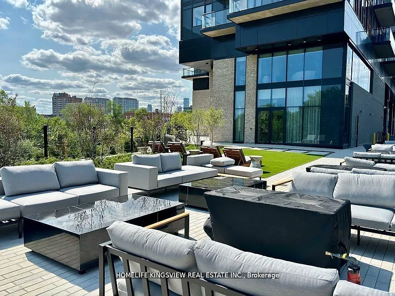 86 Dundas St E #522 — Photo 22