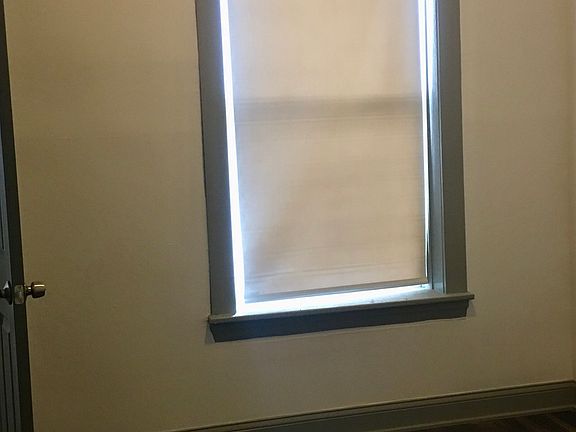 5th image of 951 N Laramie Ave #2