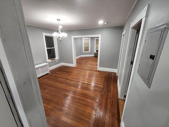3rd image of 77 Vandewater St #A